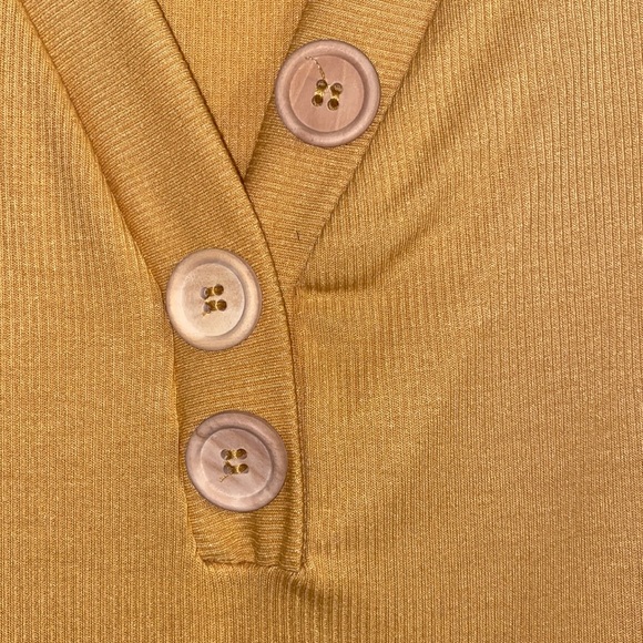 Flowy Mustard yellow Tank top - Picture 3 of 5